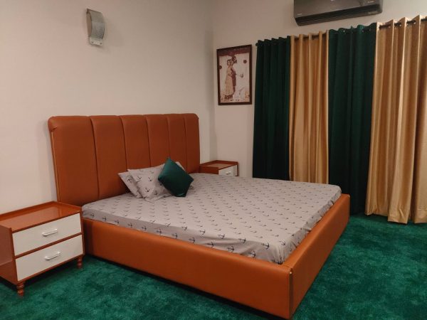 up holistered brown king size bed set design 2023